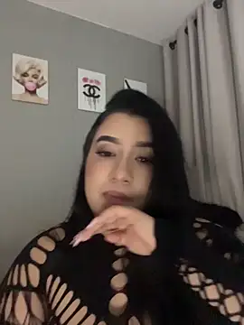 Snapshot of Aliciawhitee chatting on 13, 6, 2026 Aliciawhitee online show from 13, 6, 2026