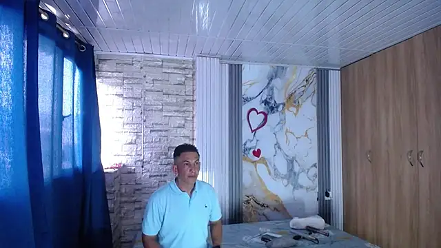 Snapshot of mollyandsam303av chatting on 1, 3, 2026 mollyandsam303av online show from 1, 3, 2026