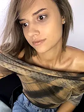 AishaKali online show from 19, 9, 2025