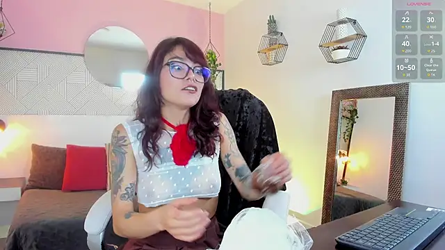 Esmeralda CO online show from 23, 10, 2025