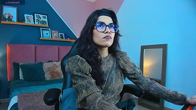 Esmeralda CO online show from 7, 2, 2026