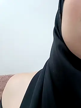 jamila zair online show from 9, 4, 2026