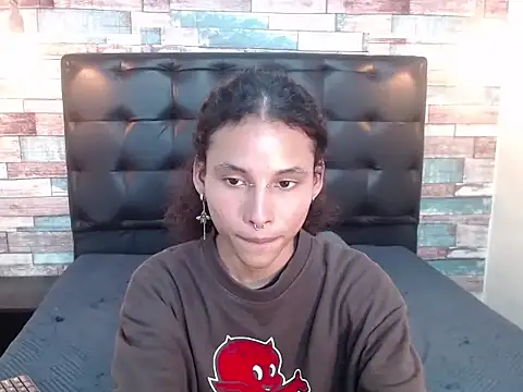 Andrew Landry online show from 17, 10, 2025
