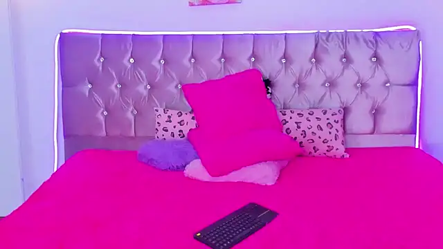 Lushy sweet online show from 23, 3, 2026