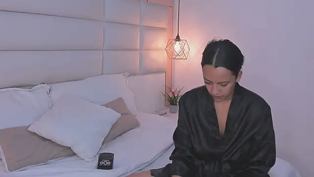 Snapshot of Salome_Smitth_1 chatting on 9, 8, 2026 Salome Smitth 1 online show from 9, 8, 2026