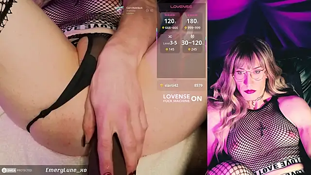 EmeryLune xo online show from 8, 1, 2026