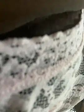 Snapshot of Mujerlunalinda chatting on 16, 10, 2025 Mujerlunalinda online show from 16, 10, 2025