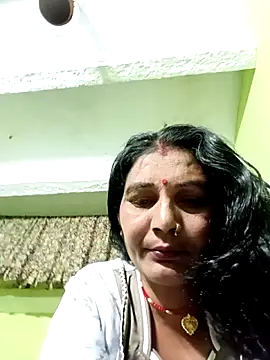 Snapshot of ZIVAA chatting on 9, 5, 2026 ZIVAA online show from 9, 5, 2026