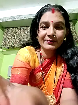 Snapshot of ZIVAA chatting on 11, 5, 2026 ZIVAA online show from 11, 5, 2026