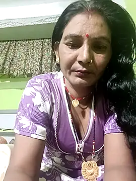 Snapshot of ZIVAA chatting on 12, 5, 2026 ZIVAA online show from 12, 5, 2026