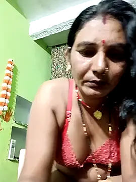 Snapshot of ZIVAA chatting on 20, 5, 2026 ZIVAA online show from 20, 5, 2026