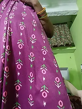 Snapshot of ZIVAA chatting on 4, 6, 2026 ZIVAA online show from 4, 6, 2026