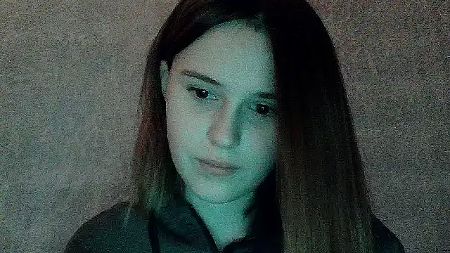 SweetLoraa online show from 24, 10, 2025