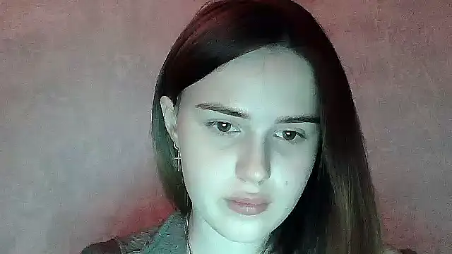 SweetLoraa online show from 17, 11, 2025