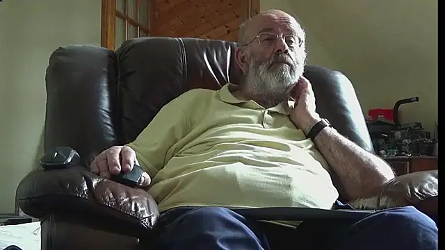 Snapshot of janzer13 chatting on 6, 6, 2026 janzer13 online show from 6, 6, 2026