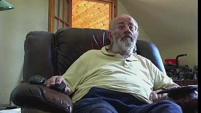 Snapshot of janzer13 chatting on 12, 6, 2026 janzer13 online show from 12, 6, 2026