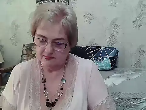 Snapshot of Renata62011 chatting on 19, 6, 2026 Renata62011 online show from 19, 6, 2026