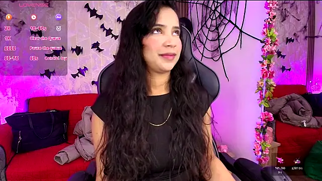 SophiaWalker 1 online show from 5, 11, 2025