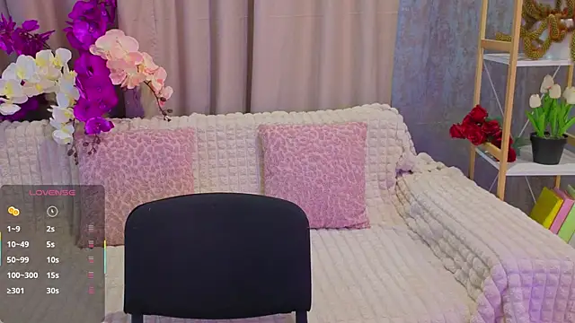 Snapshot of Luisa_Rosee chatting on 15, 7, 2026 Luisa Rosee online show from 15, 7, 2026