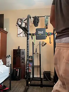 KeYBuMp323 online show from 8, 4, 2026