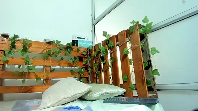 cris dulce online show from 7, 4, 2026