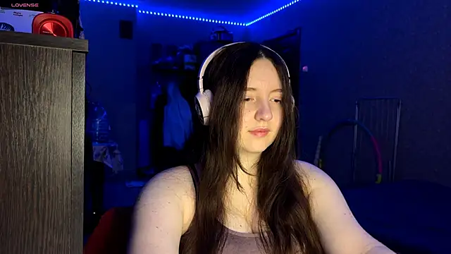 Snapshot of LauretteRagar chatting on 17, 11, 2025 LauretteRagar online show from 17, 11, 2025