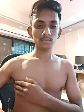 Snapshot of yung_cplz chatting on 28, 11, 2025 yung cplz online show from 28, 11, 2025