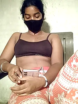 Snapshot of POOJA999 chatting on 8, 9, 2025 POOJA999 online show from 8, 9, 2025