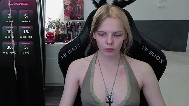 Luna Navy online show from 15, 9, 2025