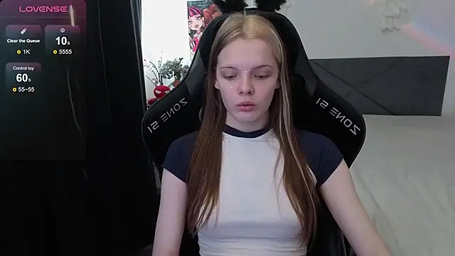 Luna Navy online show from 19, 9, 2025