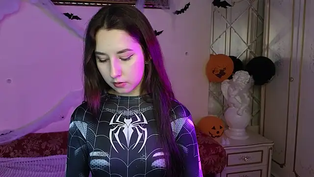 Snapshot of Eva_Maller chatting on 27, 10, 2025 Eva Maller online show from 27, 10, 2025