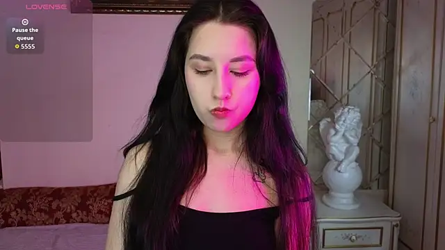 Snapshot of Eva_Maller chatting on 3, 12, 2025 Eva Maller online show from 3, 12, 2025