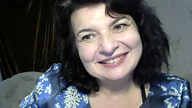 LedyNika online show from 5, 4, 2026