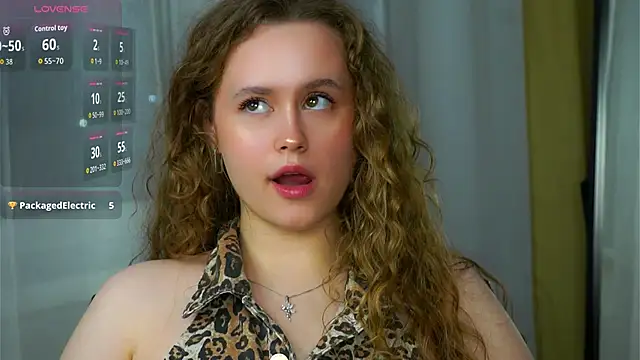 SusannaScholler online show from 8, 10, 2025