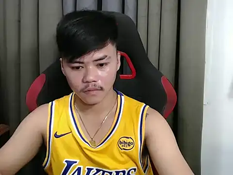 hot emman online show from 26, 10, 2025