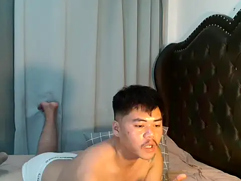Snapshot of hot_emman chatting on 24, 7, 2026 hot emman online show from 24, 7, 2026