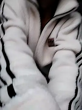 oxxy jean online show from 18, 2, 2026