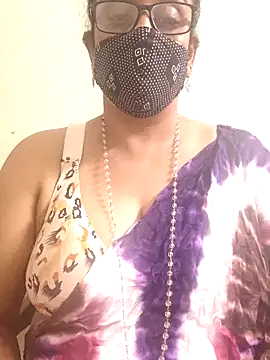 sweet-lotus online show from 3, 11, 2025