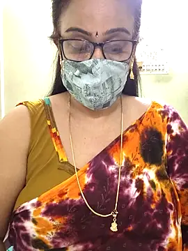 sweet-lotus online show from 2, 4, 2026