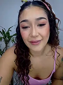 Snapshot of LilithAmber11 chatting on 20, 9, 2025 LilithAmber11 online show from 20, 9, 2025