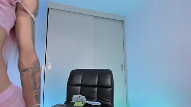  Alicerosee online show from 27, 10, 2025