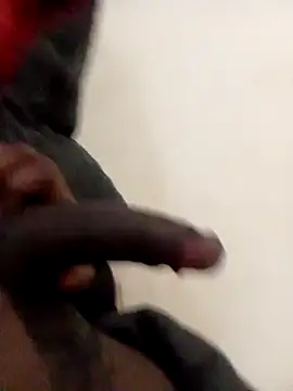 Snapshot of homemberingela chatting on 5, 10, 2025 homemberingela online show from 5, 10, 2025