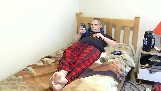 Snapshot of Breyyyyyyyy chatting on 19, 11, 2025 Breyyyyyyyy online show from 19, 11, 2025