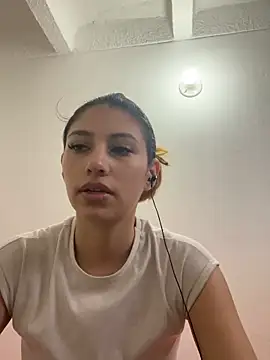 Snapshot of AriaBliss- chatting on 2, 10, 2025 AriaBliss- online show from 2, 10, 2025