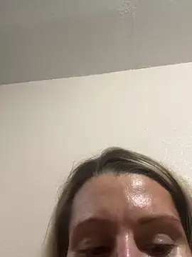 Snapshot of BaddieBossXX2 chatting on 25, 11, 2025 BaddieBossXX2 online show from 25, 11, 2025