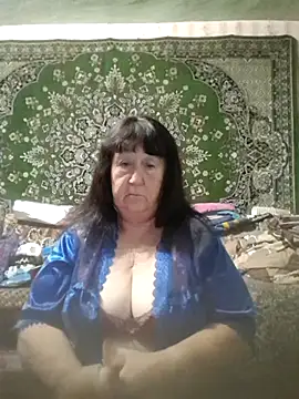 CrystalLime6411 online show from 22, 10, 2025