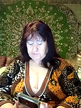 CrystalLime6411 online show from 12, 3, 2026