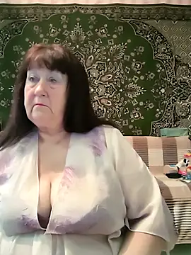 CrystalLime6411 online show from 12, 4, 2026