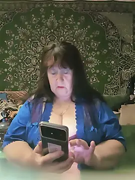Snapshot of CrystalLime6411 chatting on 3, 6, 2026 CrystalLime6411 online show from 3, 6, 2026
