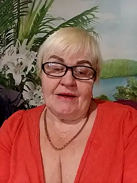 VioletSweet5566 online show from 7, 2, 2026